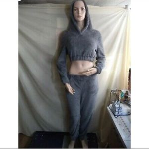 🎉Host Pick!🎉 NWT Lulacola Grey Fur Winter Set!